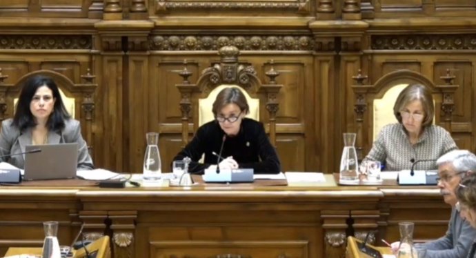 La alcaldesa de Gijón, Carmen Moriyón (Foro), durante el Pleno Municipal gijonés.