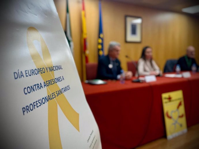 Acto Día Europeo Agresiones Sanitarios en Almería.