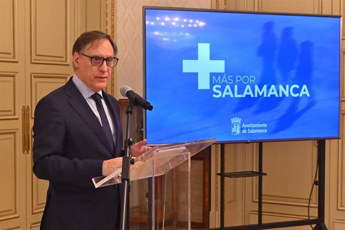 Carlos García Carbayo durante la rueda de prensa.