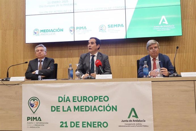 Archivo - El consejero de Justicia, José Antonio Nieto, en una imagen de archivo de las jornadas de 'Mediación y Justicia Restaurativa: Humanizando la Justicia', organizadas el Día Europeo de la Mediación. 