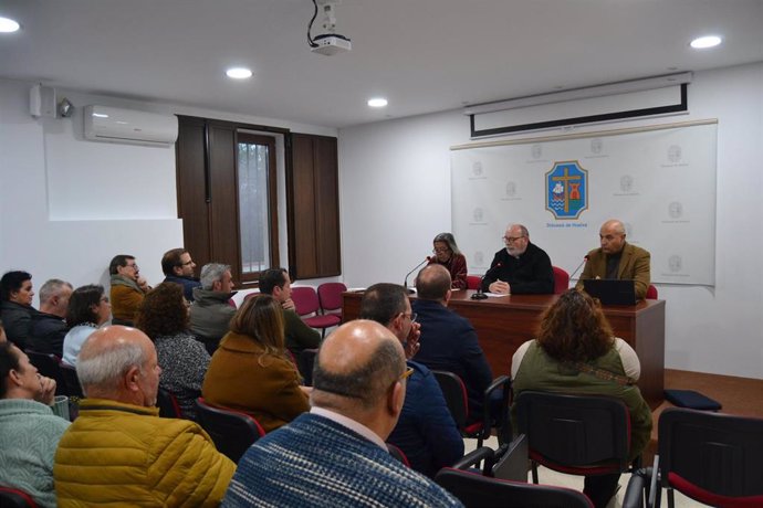 Archivo - Reunión del 'Rosario Rociero de los Peregrinos de la Esperanza' con motivo del Año Jubilar.