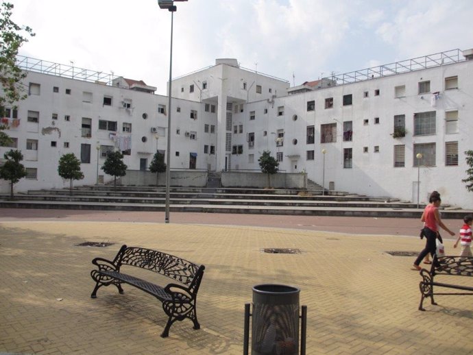 Archivo - Edificios del Barrio Guadalquivir de Córdoba.