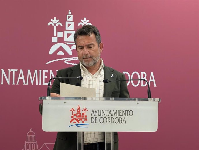 El concejal del PSOE en el Ayuntamiento de Córdoba Joaquín Dobladez.