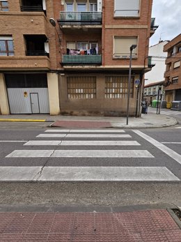 Finalizados los trabajos de mejora de la iluminación de los pasos de peatones de los cruces de José María Garrido con Ramón Subirán y General Iriarte