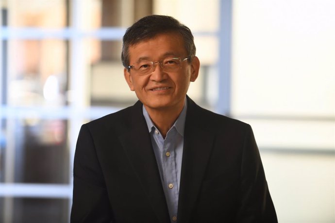 Lip-Bu Tan foi nomeado diretor executivo da Intel Corporation em março de 2025. Ele também faz parte do conselho de administração da empresa.