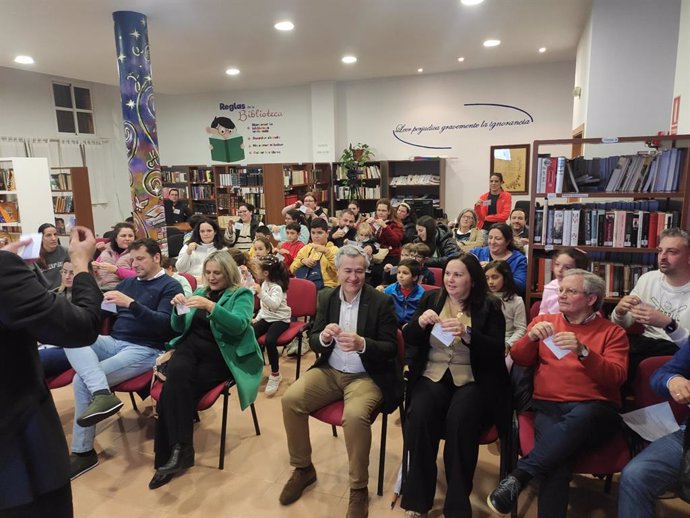 Inaugurado el Espacio Nubeteca en la Biblioteca de Santa Amalia