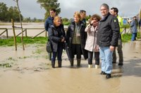 La alcaldesa de Jerez pide a los ciudadanos "no tomar decisiones a la ligera" ante la crecida del Guadalete
