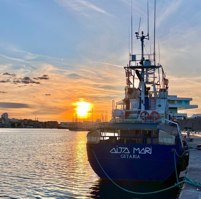 El Aita Mari se querella contra VOX Borriana y el diputado Jesús Albiol por acusarles de "barco de negreros"