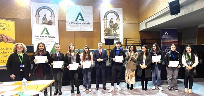 Ganadores de la fase provincial del Torneo 'Debates Plurilingües de Andalucía".