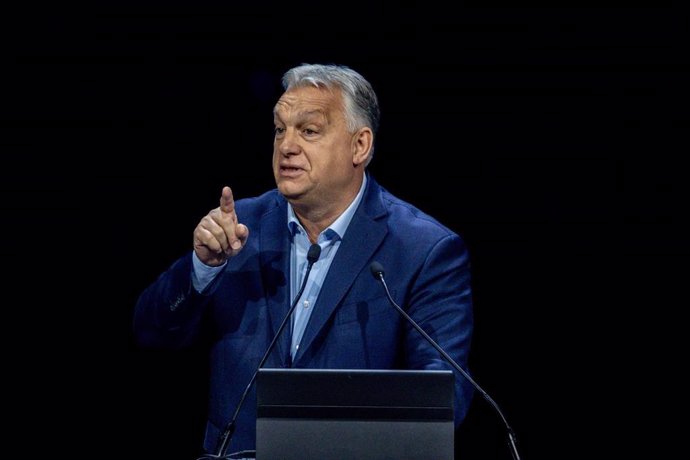 Archivo - El primer ministro de Hungría, Viktor Orban, interviene durante la cumbre ‘Patriots’ en Madrid