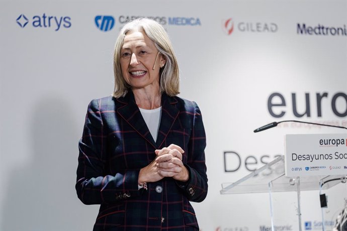 A Ministra Regional de Saúde e Assuntos do Consumidor do Governo Regional da Andaluzia, Rocío Hernández Soto, em um café da manhã sociossanitário no Eurostars Tower Hotel, em 13 de março de 2025, em Madri (Espanha).