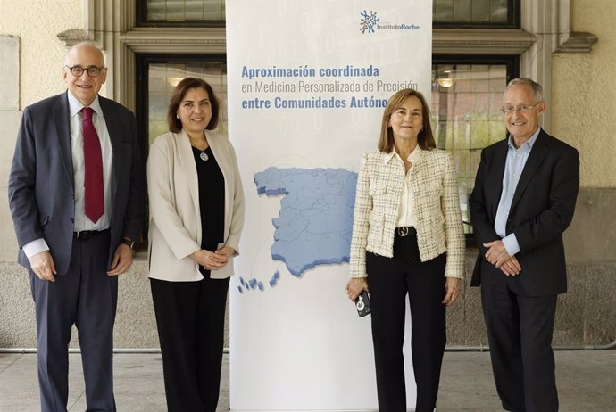 La Fundación Instituto Roche presenta el informe ‘Aproximación Coordinada en Medicina Personalizada de Precisión entre Comunidades Autónomas’.