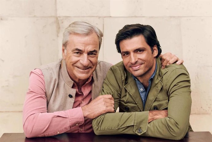 Carlos Sainz padre e hijo, imagen de Hackett.