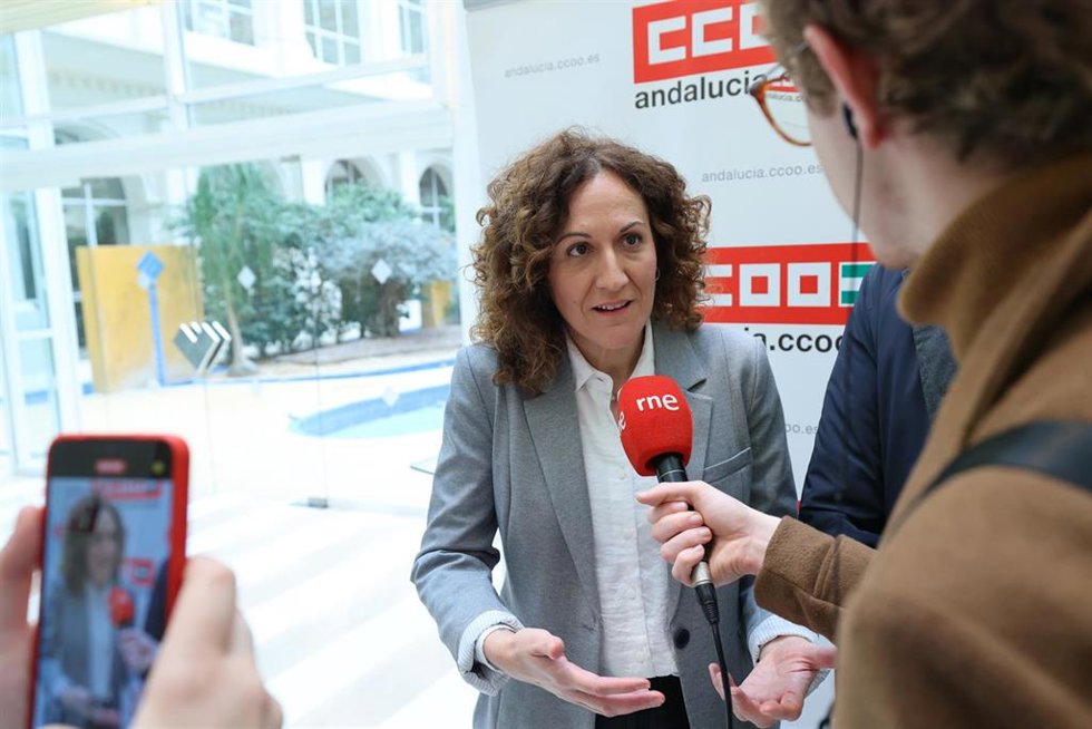 La secretaria gneral de CCOO-A, Nuria López, pide a la Junta una mesa de trabajo para abordar el impacto de los aranceles de Trump en la comunidad.
