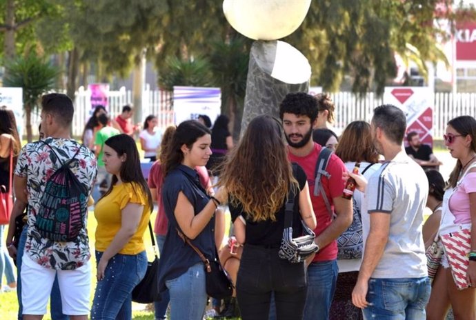 Estudiantes de la Universidad de Huelva.
