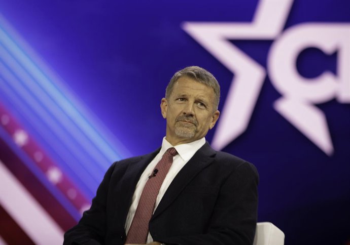 Archivo - 4 de março de 2023, National Harbor, Maryland, EUA: 4 de março de 2023, National Harbor, MD: Erik Prince discursa no CPAC-DC, um encontro anual de doadores conservadores e ativistas políticos na área de Washington D.C.