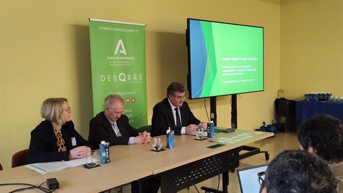 El secretario general de Investigación e Innovación ha participado en un encuentro de divulgación de la ciencia en Transfiere 2025