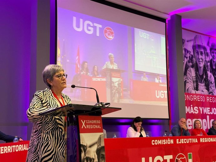 Patro Sánchez, en su discurso de clausura del X Congreso Regional, en el que ha sido reelegida secretaria general con más del 97% de los votos.E