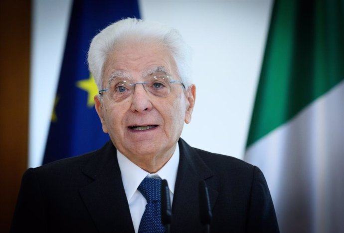 Archivo - FILED - 27 September 2024, Berlin: Italy's President Sergio Mattarella, speaks during a press conference at Bellevue Palace. Photo: Bernd von Jutrczenka/dpa