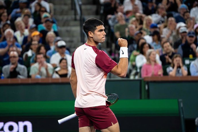 11 de março de 2025: 10 de março de 2025 Carlos Alcaraz, da Espanha, durante a partida da terceira rodada contra Denis Shapovalov no BNP Paribas Open em Indian Wells, Califórnia: 974665973, Licença: Rights-managed, Restrições: * Bélgica França Alemanha Di