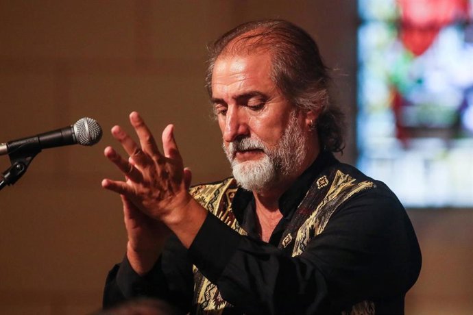 El Centro Cultural Miguel Delibes trae de vuelta los instrumentos tradicionales ibéricos de la mano de Paco Diez Dentro.