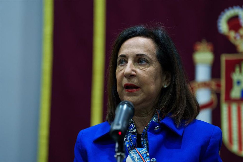 La ministra de Defensa, Margarita Robles, ofrece declaraciones a los medios tras un encuentro con el ministro de Defensa de Ucrania, en la sede del Ministerio, a 14 de marzo de 2025, en Madrid (España). 