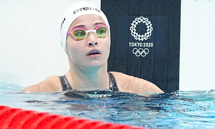 Archivo - Arquivo - Yusra Mardini, nadadora da Equipe Olímpica de Refugiados, durante uma competição nos Jogos Olímpicos de Tóquio em 2020 (arquivo)