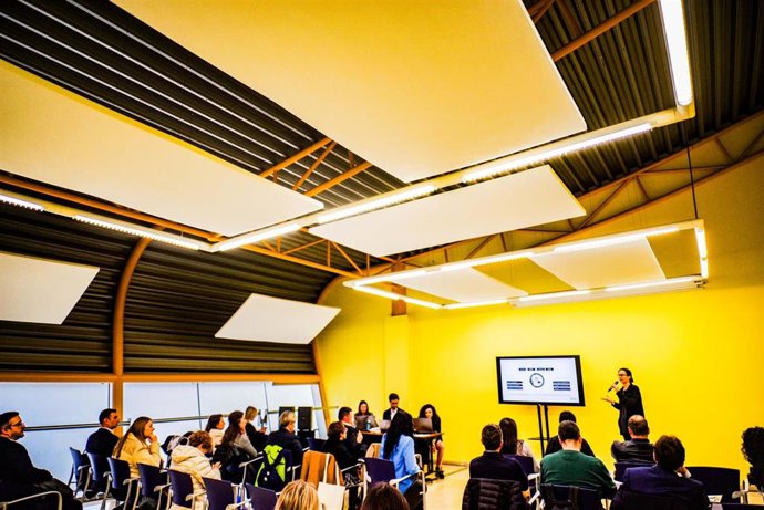 CTA y VERDEinMED reúnen a expertos de ocho países en Transfiere para analizar políticas de circularidad textil.