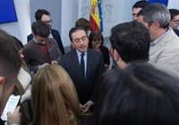 Albares reclama a Feijóo una oposición de Estado ante un "cambio histórico" que viene "impuesto" por las circunstancias