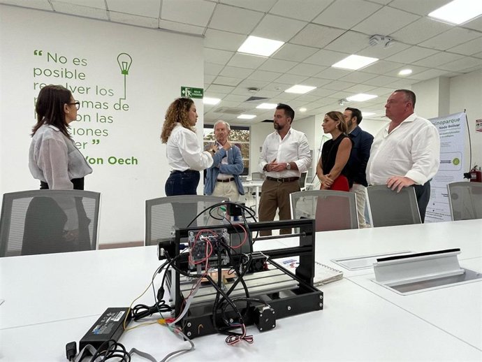 El delegado de la Zona Franca de Cádiz en Econova en Cartagena de Indias.