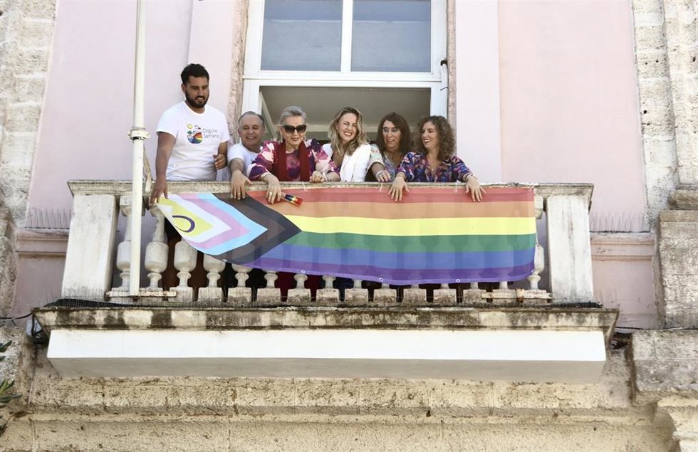 Archivo - La diputada de Igualdad y Diversidad, Susana Sánchez Toro, en el acto reivindicativo del Orgullo LGTBI en la Diputación.