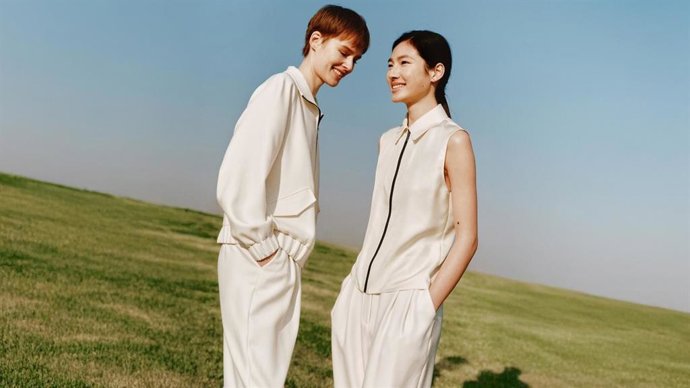 LILYSILK Launches LILYSILK X Elizabeth Stewart Capsule Collection, an exclusive collaboration with Hollywood stylist Elizabeth Stewart