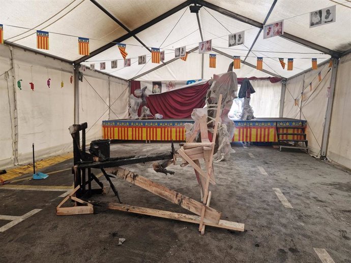 Ninot calcinado en un acto vandálico