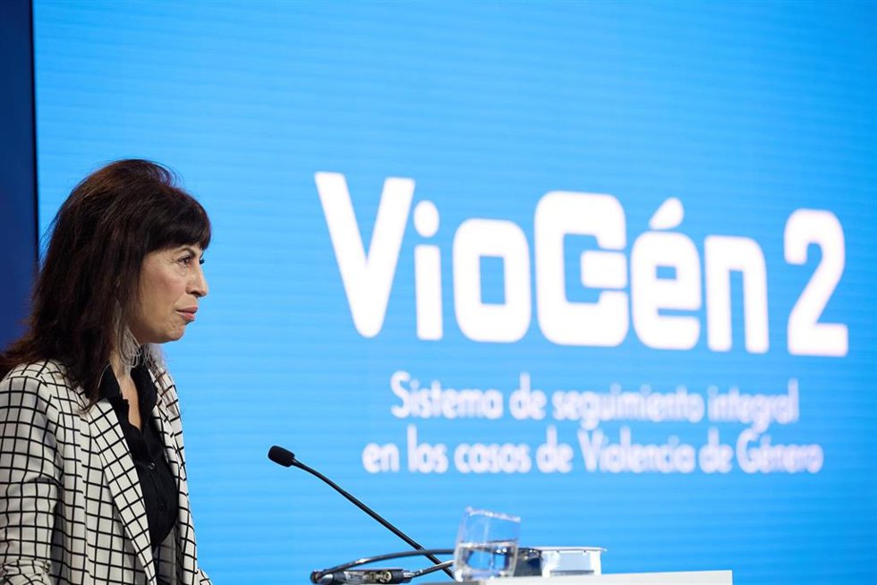 Archivo - La ministra de Igualdad, Ana Redondo, presenta el nuevo modelo de respuesta policial a la violencia de género. LUGAR: Centro Tecnológico de Seguridad (CETSE), a 15 de enero de 2025, en Madrid (España).