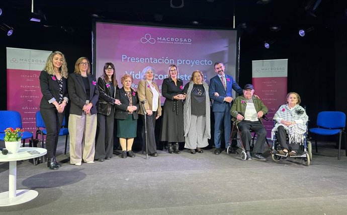 Encuentro del proyecto 'Vidas con historia'.