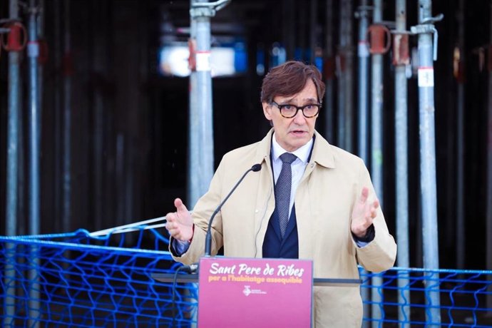 El presidente de la Generalitat, Salvador Illa, durante su intervención en un acto del Govern en Sant Pere de Ribes (Barcelona)