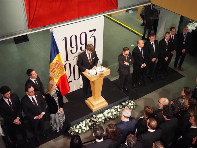 El síndic general, Carles Ensenyat, durante su discurso