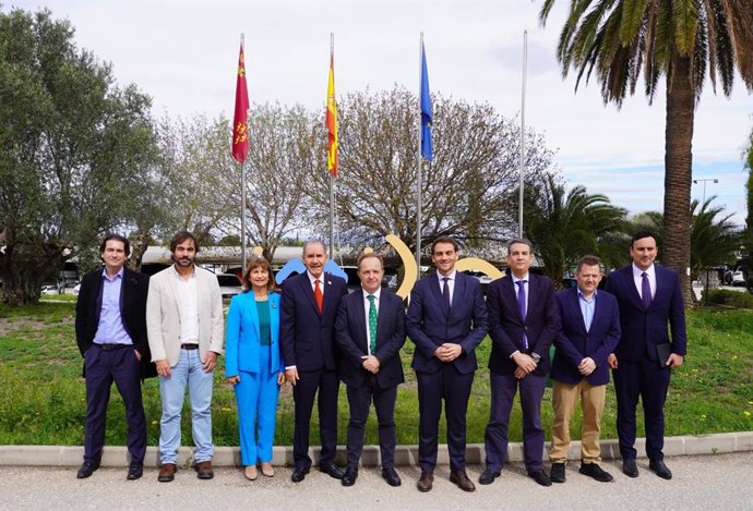 Imágenes de la visita a las instalaciones del IMIDA del ministro de Educación Superior, Ciencia y Tecnología de República Dominicana, Franklin García Fermín, acompañado del director del IMIDA, Andrés Martínez Bastida y el director general de Acción Exteri