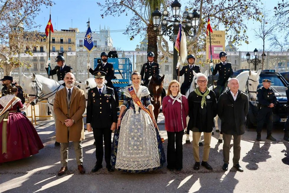 Más de 3.000 efectivos de las FCSE velan por la seguridad durante las Fallas 2025 en Valncia