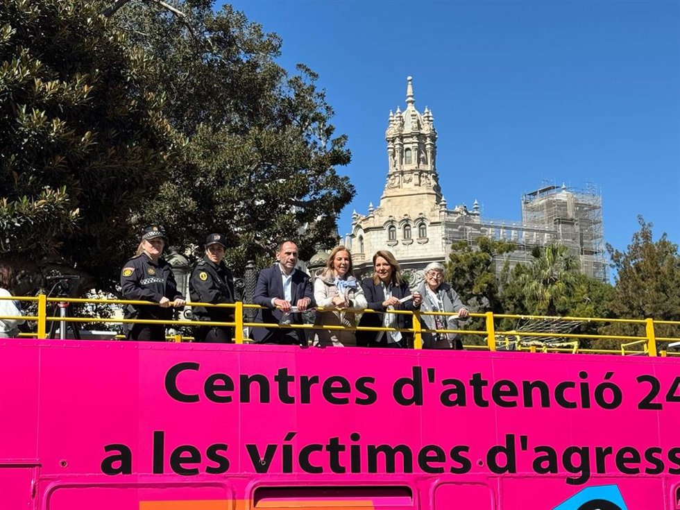 La Generalitat refuerza la protección a víctimas de violencia sexual con nuevas pulseras detectoras de drogas