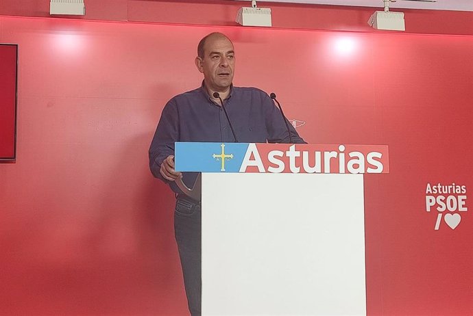 Archivo - Imagen de archivo del secretario de Organización de la FSA-PSOE, Luis Ramón Fernández Huerga.