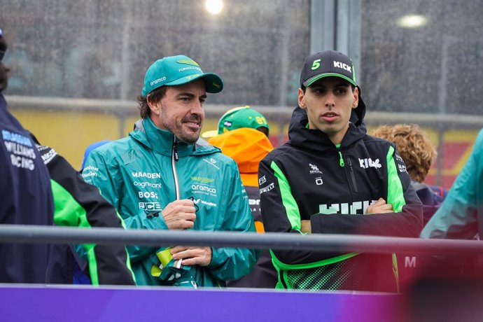BORTOLETO Gabriel (bra), Stake F1 Team Kick C45, ALONSO Fernando (spa), Aston Martin F1 Team AMR25, retrato durante o Grande Prêmio da Austrália de Fórmula 1 Louis Vuitton 2025, 1ª etapa do Campeonato Mundial de Fórmula 1 da FIA de 2025, de 14 a 16 de mar