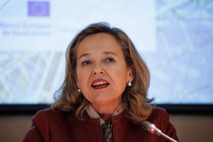 Archivo - La presidenta del Banc Europeu d'Inversions (BEI), Nadia Calviño
