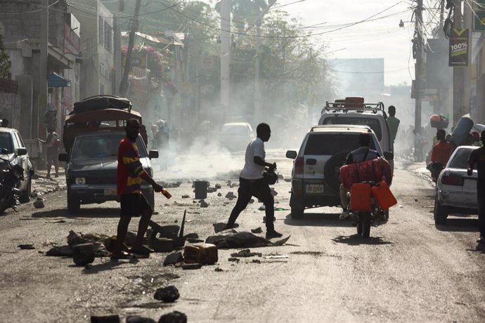 Escena de un ataque de pandilleros cerca de Puerto Príncipe, Haití