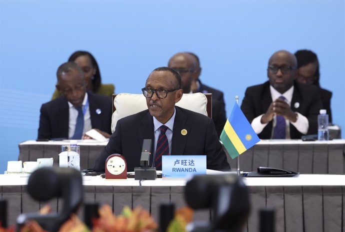 Archivo - BEIJING, Sept. 5, 2024  -- Rwandan President Paul Kagame speaks at a high-level meeting on state governance of the 2024 Summit of the Forum on China-Africa Cooperation (FOCAC) at the China National Convention Center in Beijing, capital of China,