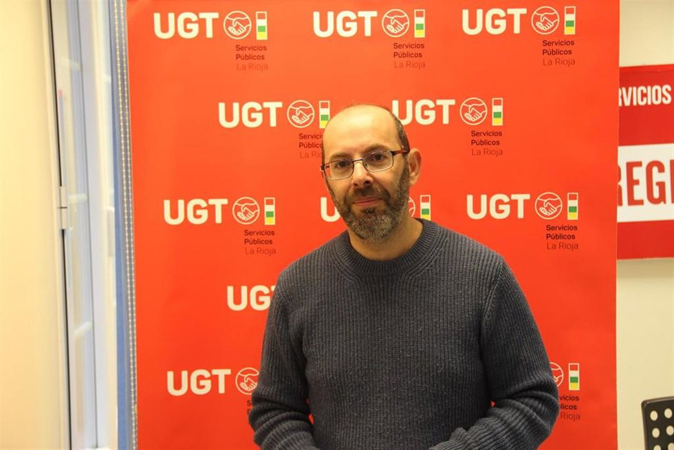 El secretario del Sector Postal de UGT, Alberto San Emeterio