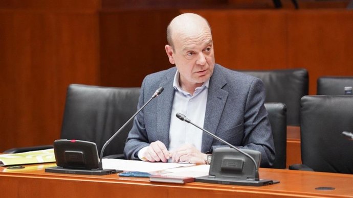 El diputado de VOX en las Cortes Santiago Morón