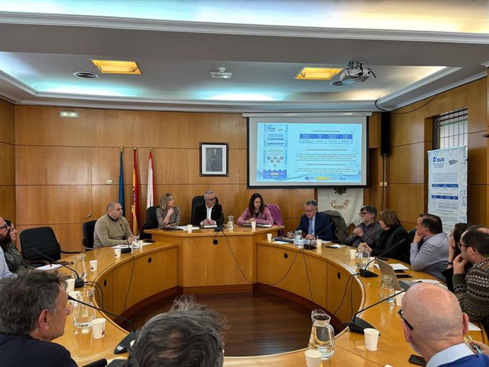 Reunión de los integrantes del proyecto de digitalización DAU'A, que agrupa a los municipios de Avilés, Carreño, Corvera, Castrillón, Gozón e Illas, el Gobierno de Asturias y Cadasa.
