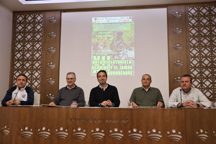 La Ruta Cicloturista del Vino y el Jamón de Alburquerque se desarrolla este próximo domingo