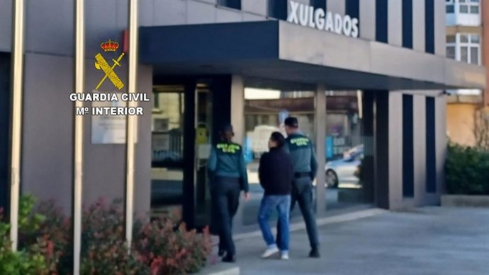 Detenido un vecino de Tui (Pontevedra) por tentativa de homicidio, amenazas con arma blanca y omisión del deber de socorro.